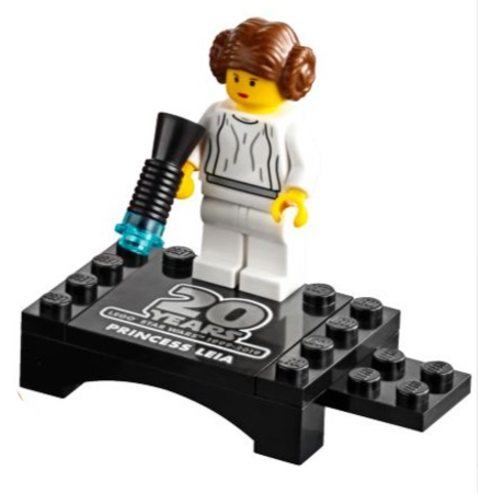 Display of LEGO Star Wars Princess Leia (20th Anniversary Torso) with stand and weapon