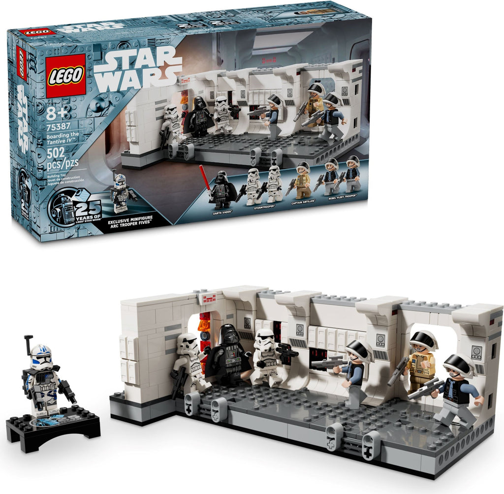 Box art and display for LEGO Star Wars Boarding the Tantive IV 75387