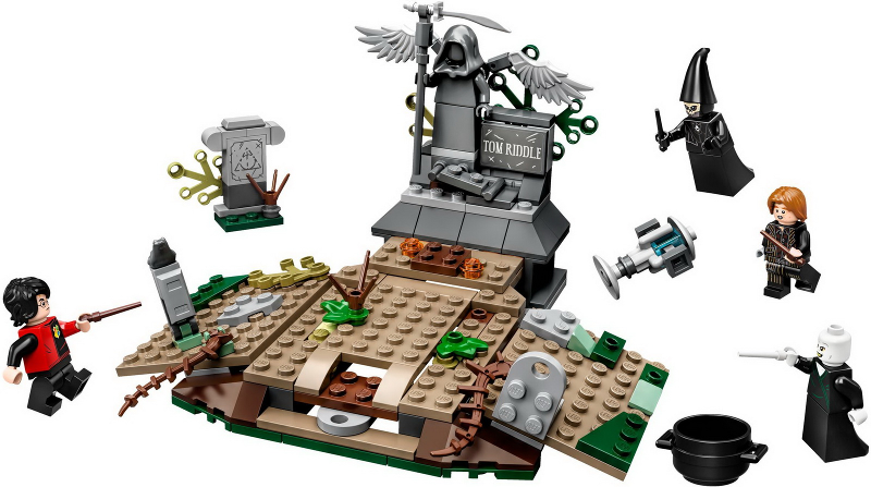 Display of LEGO Harry Potter The Rise of Voldemort 75965