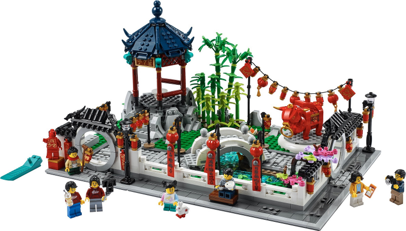 Display for LEGO Holiday & Event Spring Lantern Festival 80107