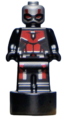 Display of LEGO Super Heroes Ant-Man (Scott Lang) Statuette / Trophy, Upgraded Suit