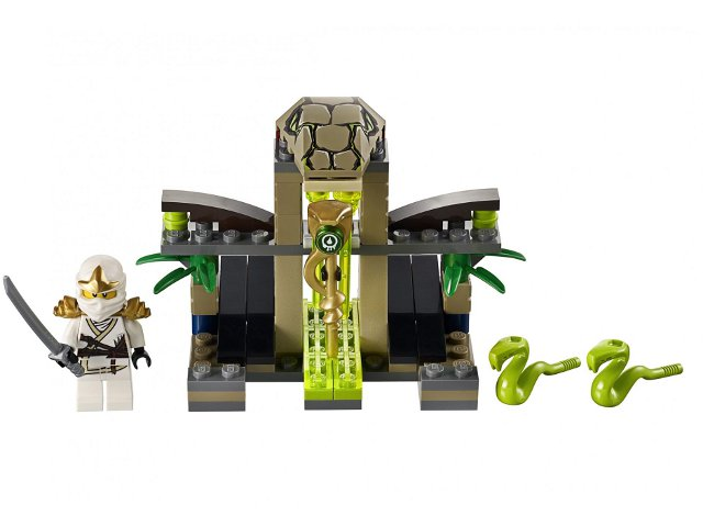 Display for LEGO NINJAGO Venomari Shrine 9440