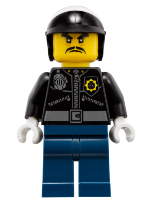 Display of LEGO The LEGO Ninjago Movie Officer Toque